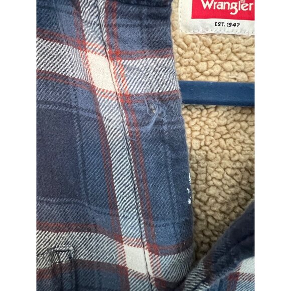 Wrangler Blue Plaid Sherpa Lined Button Down Shacket Men's Size Large - Picture 9 of 12